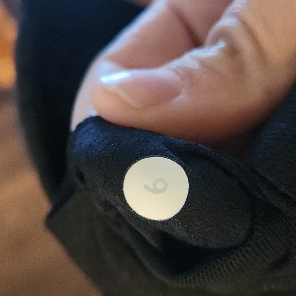 Lululemon Graceful Flow Tank size 6 - Picture 5 of 5